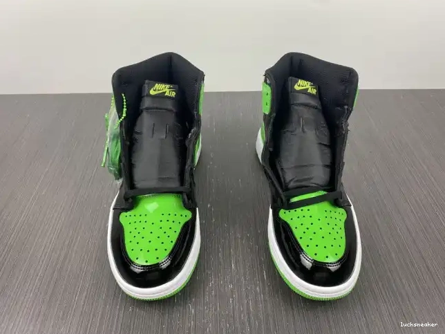Cheap LUCY Air High Pine 1 555088-030 OG Green Jordan 0516